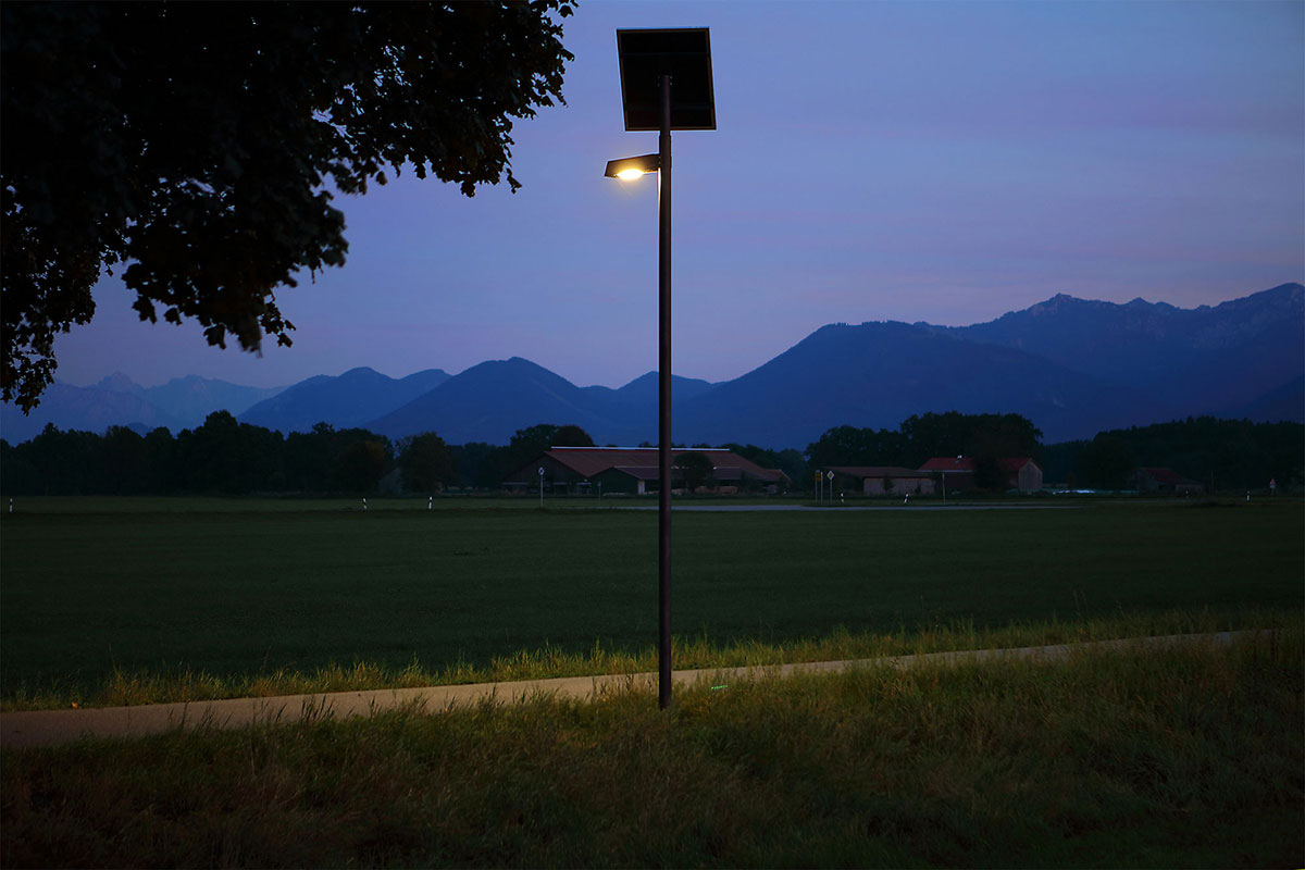Lampadaire à panneau solaire sun key pour l'éclairage de chemin de promenade loin du réseau